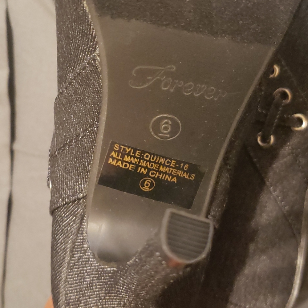 Heels - Picture 4 of 5